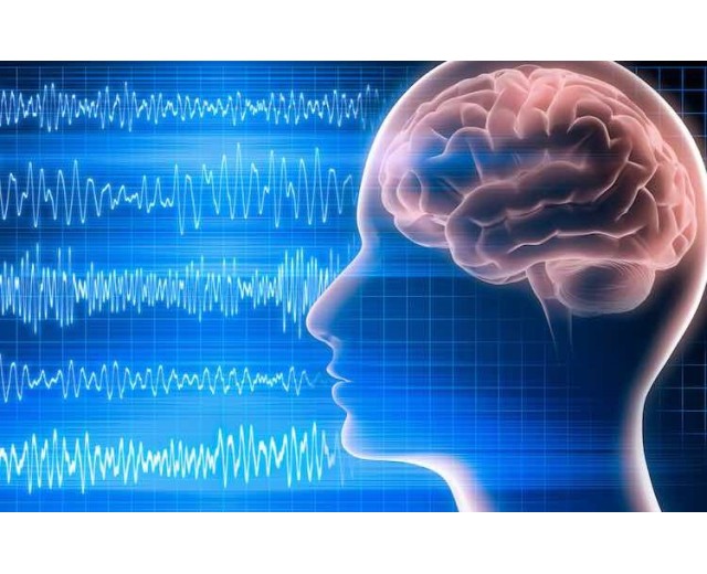 نوار مغزی یا الکتروانسفالوگرافی (EEG) : کاربردها، آمادگی و تفسیر نتایج
